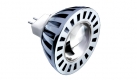 Die Lumitronix High Power LED Spot ist eine 12-Volt-LED-Lampe mit G4-Sockel. Das licht ist warmweiß und angenehm - aber deutlich zu dunkel. Zu den 25 Euro kommen auch hier noch die Anschaffungskosten für einen Trafo. Foto: Lumitronix