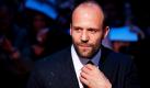 Der britische Action-Held Jason Statham (The Transporter) mag gelassene Mädels, die gern auch mal ein Bier trinken. Mir sind ohnehin Frauen am liebsten, die das alles ganz entspannt nehmen und auch einen gemütlichen Abend in einem Pub bei ein paar Bierchen genießen können, sagte der 37-Jährige dem Magazin In. Foto: ddp