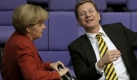 Hat gut lachen: So wie es aussieht, wird die FDP um ihren Chef Guido Westerwelle künftig gemeinsam mit Angela Merkel und der CDU regieren. Foto: dpa