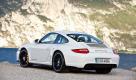 Porsche spendiert dem Standard-Elfer herrlich breite Backen. Durch die Heckantriebsplattform wird der neue 911 Carrera GTS hinten um fast fünf Zentimeter breiter. Foto: pi