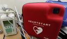 Die FIFA will Defibrillatoren in allen Stadien. Foto: Angelika Warmuth Foto: dpa