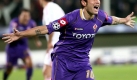 Für Adrian Mutu vom AC Florenz ist der WM-Zug schon lange abgefahren. Rumänien liegt in Gruppe 7 mit neun Punkten auf dem vorletzten Platz und hat keine Chancen, die Franzosen vom Playoff-Platz zu verdrängen. Frankreich siegte nun 5:0 gegen die Färöer, muss aber noch durch die Relegation nach Südafrika. Weiter ist Serbien. Foto: dpa
