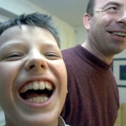 Warum Lachen gesund und glücklich macht (Foto)