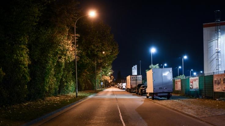 Die Polizei sucht nach zwei weiteren Tatverdächtigen.