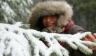 Der Winter streckt seine Fühler bereits weit nach Deutschland aus. Im Oberharz ist in der Nacht zum Sonntag der erste Schnee gefallen. In 800 Meter höhe liegt der bereits einen Zentimeter hoch. Die Straßen sind allerdings frei. Foto: dpa