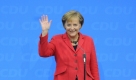 Die CDU-Spitzenkandidatin, Bundeskanzlerin Angela Merkel, kommt am Sonntagabend (27.09.09) waehrend der Wahlparty der CDU im Konrad-Adenauer-Haus in Berlin auf die Buehne. Ueber 62 Millionen Wahlberechtigte waren am Sonntag in Deutschland aufgerufen, den 17. Deutschen Bundestag zu waehlen.
 Foto: ddp
