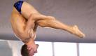 Sascha Klein springt bei der Europameisterschaft in Turin zu Gold vom Turm. Der 25-jährige aus Riesa hat damit seinen Titel verteidigt. Foto: dpa