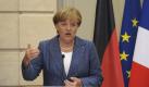 epa02868681 German Chancellor Angela Merkel speaks during a joint press conference with French President Nicolas Sarkozy (not pictured) at the Elysee Palace, in Paris, France, 16 August 2011. French President Nicolas Sarkozy on 16 August announced that France and Germany will propose that the eurozone's 17 countries make constitutional provisions for balancing their budgets. Addressing a joint press conference with German Chancellor Angela Merkel, Sarkozy said the two leaders would also propose the eurozone get a fixed president, renewable every 2.5 years, and that European Council President Herman Van Rompuy should be the first person to hold the post. EPA/HORACIO VILLALOBOS EPA/HORACIO VILLALOBOS +++(c) dpa - Bildfunk+++  Foto: dpa/bundesregierung.de