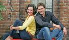ARCHIV - Die Schauspieler Alissa Jung und Raphael Vogt in der Kulisse der Sat.1-Serie 'Schmetterlinge im Bauch' (Archivfoto vom 16.08.2006). Die Telenovela, die in Deutschland keine guten Einschaltquoten hatte, hat immerhin in Italien (Canale 5) oder Polen (TVP 1) ihre Anhänger gefunden. Foto: Soeren Stache (zu dpa-Korr. 'GSG 9 oder Schmetterlinge im Bauch: TV paradox im Ausland' vom 08.04.2008) +++(c) dpa - Bildfunk+++ Foto: dpa