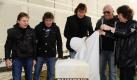 Die 'Puhdys', Klaus Scharfschwerdt (v.l.), Dieter Hertrampf, Peter Meyer, Dieter Birr und Peter Rasym, enthuellen am Donnerstag (19.11.09) in Freiberg einen Gedenkstein anlaesslich ihres 40-jaehrigen Buehnenjubilaeums. Am 19. November 1969 gaben die Puhdys ihr erstes Konzert im Tivoli in Freiberg. Mit ihrer 'Akkustik-Tour 2009/ 2010' starten die 'Altrocker' am 27. November 2009 in Bad Blankenburg durch die neuen Bundeslaender. 
 Foto: ddp