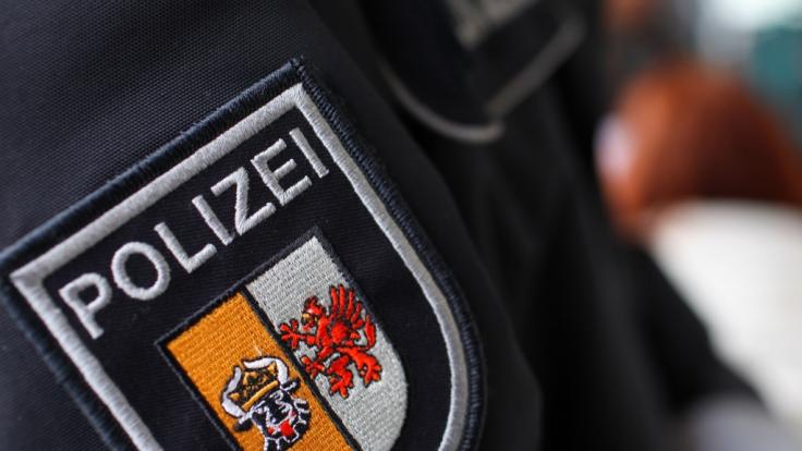 In Mecklenburg-Vorpommern nutzen Polizisten in zwei Fällen ihren Beruf aus, um zwei Minderjährige zu bedrängen.