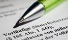 Die Kosten für den Steuerberater können bei der Einkommensteuererklärung nur noch als Werbungskosten oder Betriebsausgaben geltend gemacht werden. Foto: dpa