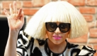 Hat sie nun einen Penis oder nicht? Lady Gaga ist derzeit die Pop-Provokateurin schlechthin. Dass sie mit ihren auffälligen Kostümen und Details aus ihrem Imtimleben für mehr Aufmerksamkeit sorgt als mit ihrer Musik scheint zwar ihr Erfolgsrezept zu sein, aber ein Rezept mit großem Nervpotenzial. Foto: dpa