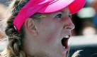 Victoria Azarenka aus Bulgarien bejubelt ihren Triumph über die Südafrikanerin Chanelle Scheepers bei den Australian Open Tennismeisterschaften in Melbourne. Foto: dpa