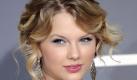 Sie ist ganz süß, hat aber trotzdem Probleme, einen Mann zu finden. «Keiner in Sicht», sagt Taylor Swift, macht Millionen Singles Hoffnung und zeigt: Der Single-Markt ist unberechenbar - und wie Schwiegertochter gesucht jede Woche wieder aufs neue zeigt: auch sehr, sehr, sehr merkwürdig! Foto: dpa