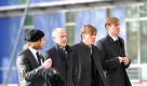 Bremens Abordnung: Torsten Frings, Werder-Trainer Thomas Schaaf, Clemens Fritz und Tim Borowski in der AWD-Arena. Foto: dpa