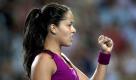 Die serbische Tennisspielerin Ana Ivanovic ballt die Siegerfaust. Sie besiegte beim Teamturnier Hopman Cup die Kasachin Yaroslava Shvedova in zwei Sätzen. Foto: dapd