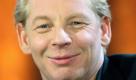 ARCHIV: Schauspieler Ben Becker sitzt in Salzburg bei der ZDF-Unterhaltungssendung 'Wetten, dass..?' auf der Couch (Foto vom 26.01.08). Becker hat sein erstes Kinderbuch geschrieben. Es soll am 1. Oktober im Rowohlt Verlag erscheinen, wie seine Agentur am Dienstag (08.09.09) mitteilte. Die Idee zu 'Bruno. Der Junge mit den gruenen Haaren' habe Becker schon vor 15 Jahren gehabt. Angeregt durch Freunde habe er sich nun entschlossen, die Geschichte aufzuschreiben. Band 2 soll im Herbst 2010 herauskommen. (zu ddp-Text) Foto: Patrick Seeger/ Pool/ ddp
 Foto: ddp