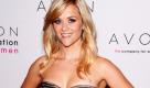 Mit einem strahlenden Lächeln besucht Schauspielerin Reese Witherspoon die 10. Avon Foundation für Frauen Gala in New York. Gemeinsam mit Twilight-Star Robert Pattinson und Oscar-Gewinner Christoph Waltz dreht die Blondine derzeit die Romanadaption Wasser für die Elefanten. Die Filmpremiere ist für 2011 geplant. Foto: dapd