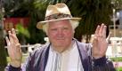 Der britische Hollywood-Regisseur Ken Russell ist tot (Archivfoto vom 13.05.2001).  Foto: dpa