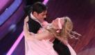 In Show fünf zeigte die blinde Sängerin Joana Zimmer, dass es für sie keine Grenzen gibt. Ihr Slow Fox mit Partner Christian Polanc war spitzenmäßig, die Bewegungen sehr elegant. Foto: RTL