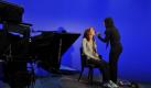 Monica Lierhaus imFernsehstudio. Sie feierte als Glücksfee ihr Comeback. Foto: dpa