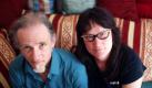 Birgit und Horst Lohmeyer erhalten für ihr Engagement gegen den Rechtsextremismus am Donnerstag den Paul-Spiegel-Preis für Zivilcourage des Zentralrats der Juden. In ihrem mecklenburgischen Wohnort Jamel engagiert sich das Künstlerehepaar gegen Aktivitäten ansässiger Neonazis. Foto: dapd