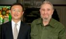 Handout photo released by CUBADEBATE on 01 August 2010 shows the meeting of Cuban former President Fidel Castro (R) and Chinese Chancellor, Yang Jichei (L), in Havana, Cuba. EPA/Roberto Chile EDITORIAL USE ONLY/NO SALES +++(c) dpa - Bildfunk+++ Foto: dpa