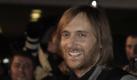 In Frankreich darf er nie wieder Autofahren: Erfolgs-DJ David Guetta musste auf Lebzeiten den Führerschein abgeben. Er wurde zu oft beim zu schnell Fahren erwischt. Das Verbot gilt allerdings nur in seinem Heimatland. Halb so schlimm also, schließlich ist er eh nicht so oft zu Hause. Foto: dapd