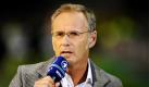 Fussball, EM-Qualifikationsspiel, Belgien - Deutschland, Freitag (03.09.10), Koenig-Baudouin-Stadion, Bruessel: Der Moderator Reinhold Beckmann. Das Spiel endete 0:1.
 Foto: ddp