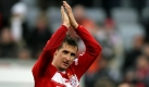 Auch sein Teamkollege Miroslav Klose hat seinen Leistungen in der Bundesliga entsprechend zurzeit kein großes Anrecht auf den einen Platz in Löws Sturmzentrale. Doch der Bundestrainer hofft, dass bei einem der Bayern-Angreifer in Moskau der Knoten platzt. Foto: dpa