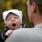 Von Rabenvätern und Baby-Vernetzung (Foto)