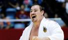 Andreas Toelzer of Germany reacts after defeating Islam El Shehaby of Egypt during the men's +100 kg category preliminary round of the World Judo Championships 2010 in Tokyo, Japan, 09 September 2010. The competition runs until 13 September. EPA/FRANCK ROBICHON +++(c) dpa - Bildfunk+++

udokas Wollert und Tölzer im WM-Halbfinale
Vorspann: 	
Text: 	

Tokio (dpa) - Heide Wollert und Andreas Tölzer haben am ersten Tag der Judo-Weltmeisterschaften in Tokio eine Medaille dicht vor Augen.

Die Leipzigerin Wollert gewann in der japanischen Hauptstadt ihre drei Vorrundenkämpfe in der Klasse bis 78 Kilogramm und kämpft nun gegen die Brasilianerin Mayra Aguiar um den Einzug ins Finale. Schwergewichtler Tölzer hat im Halbfinale den Franzosen Matthieu Bataille als Gegner. Die anderen deutschen Starter schieden frühzeitig aus. Foto: dpa