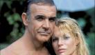 Immer wieder Bond: Für Sag niemals nie (1983), ein Remake von Feuerball (1965), stand Connery nach 12-jähriger Bond-Pause wieder als Geheimagent 007 vor der Kamera. Hier mit Co-Star Kim Basinger. Foto: Schwarzkopf & Schwarzkopf