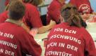 ... und auch die Gewerkschaft Verdi forderte eine höhere Sicherheit und mehr Geld für die Beschäftigten. Doch der Firmenchef hatte anderes im Sinn. Er verschlechterte die Bezahlung vieler Mitarbeiter noch. Foto: dpa