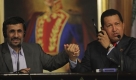 Eine seltsame Freundschaft zwischen Religiösen und Marxisten: Irans Staatspräsident Mahmud Ahmadinedschad besucht den Neo-Sozialisten Hugo Chavez in Venezuela. Foto: ap