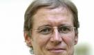 Depressionsexperte Ulrich Hegerl: Wenn Depressive schwere körperliche Begleiterkrankungen haben, werden sie am besten stationär behandelt. (Bild: Kurzendoerfer/dpa/tmn) Foto: dpa