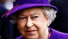 Die britische Queen Elizabeth II kommt bei den Television Studios in Belfast in Nordirland an. Die Königin wird im Hauptquartier des UTV offiziell den neuen HD-Service starten.  Foto: dapd