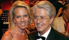 2007 erhält er beim Bayrischen Fernsehpreis den Ehrenpreis des Bayerischen Ministerpräsidenten für sein Lebenswerk und seine herausragenden Leistungen. Foto: dpa