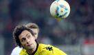 Mats Hummels freut sich auf ein «geiles Spiel» auf Schalke. Foto: Bernd Weißbrod Foto: dpa