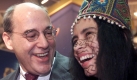 Viel zu lachen hat Gysi, hier bei einem Besuch der Tourismusmesse ITB, aber nicht. Die katastrophale Haushaltslage und die hohe Arbeitslosigkeit in der Hauptstadt machen das Regieren schwer. Foto: ddp