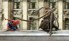 Auch die Spider-Man-Trilogie soll durch einen vierten Teil ergänzt werden - allerdings ohne die bisherigen Hauptdarsteller Tobey Maguire und Kirsten Dunst sowie Regisseur Sam Raimi. In Spider-Man 2  kämpfte Maguire als Peter Parker, alias Spidey, noch gegen Doc Ock (Alfred Molina), das Schurken-Alter-Ego des Kernphysikers Dr. Otto Octavius. Foto: dpa