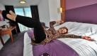Natalie Thomas testet beruflich Hotelbetten. Foto: srt-Archivbild/Premier Inn