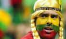 Basketball ist die Sportart Nummer eins in Litauen. Entsprechend kreativ sind die Fans. Dieser Anhänger der litauischen Nationalmannschaft hat sich optisch was einfallen lassen. Foto: dapd