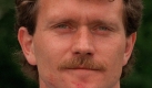 Für den DFB machte Olaf Marschall nur vier Spiele von Beginn an, mit dem 1. FC Kaiserslautern wurde er 1998 sensationell Deutscher Meister. In der Saison 1993/1994 spielte Marschall für Dynamo Dresden in der Bundesliga, davor für den FC Admira Wacker in Österreich. Am Ende seiner Spielerkarriere machte er einen noch viel größeren Schritt und ging nach Katar. Foto: dpa