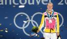 Welch ein Olympia-Debüt: Die erst 21-jährige Erfurterin holte beim ersten Start im Zeichen der fünf Ringe direkt eine Medaille über die 3000-Meter-Distanz. Ihrer Teamkollegin Daniela Anschütz-Thoms blieb wieder nur der vierte Rang. Foto: dpa