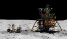 Zum Gasgeben wurde der Controller nach vorn gedrckt, zum Bremsen nach hinten. Beim Lenken traten elektrische Stellmotoren in Aktion. Weil alle vier Rder lenkbar waren, konnten die Astronauten auf kleinstem Raum wenden. Foto: pi