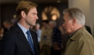 Burke macht die Begegnung mit seinem Schwiegervater (Martin Sheen) zu schaffen, den er seit dem Tod seiner Frau nicht gesehen hat. Foto: Tobis Film