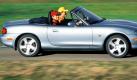 Noch ein Tipp für die erste Ausfahrt in der prallen Sonne: Um im Cabrio einem Sonnenstich vorzubeugen, sollten die Insassen vorsichtshalber eine Mütze tragen. Foto: dpa