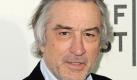 Nach den Anschlägen des 11. September hat Robert de Niro sich macht- und hilflos gefühlt. «Obwohl ich keine Verwandten oder engen Freunde verloren habe, beschlich mich das Gefühl, das nichts von dem, was ich bis dahin getan oder im Sinn hatte, noch eine Bedeutung zukam», schreibt der Schauspieler und Regisseur in einem vorab veröffentlichten Beitrag für das Nachrichtenmagazin Focus. Der 68-Jährige schildert darin auch den großen Zusammenhalt unter der New Yorker Bevölkerung: «Katastrophen können Menschen aber auch zu Höchstleistungen antreiben.» Foto: dpa
